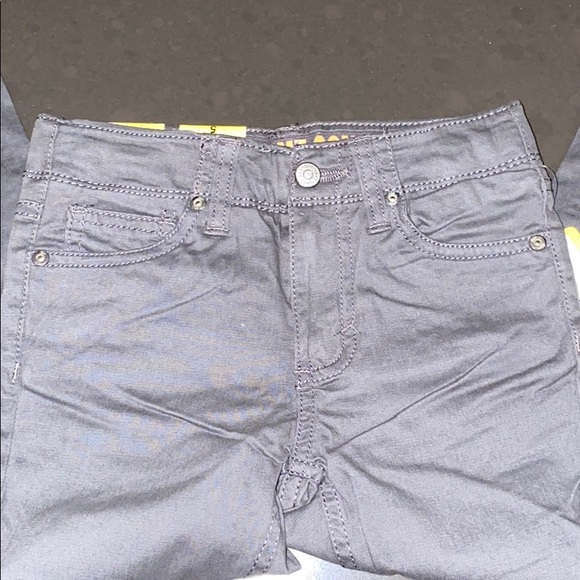 New boys Lee’s extreme comfort straight fit jeans. - Picture 5 of 16